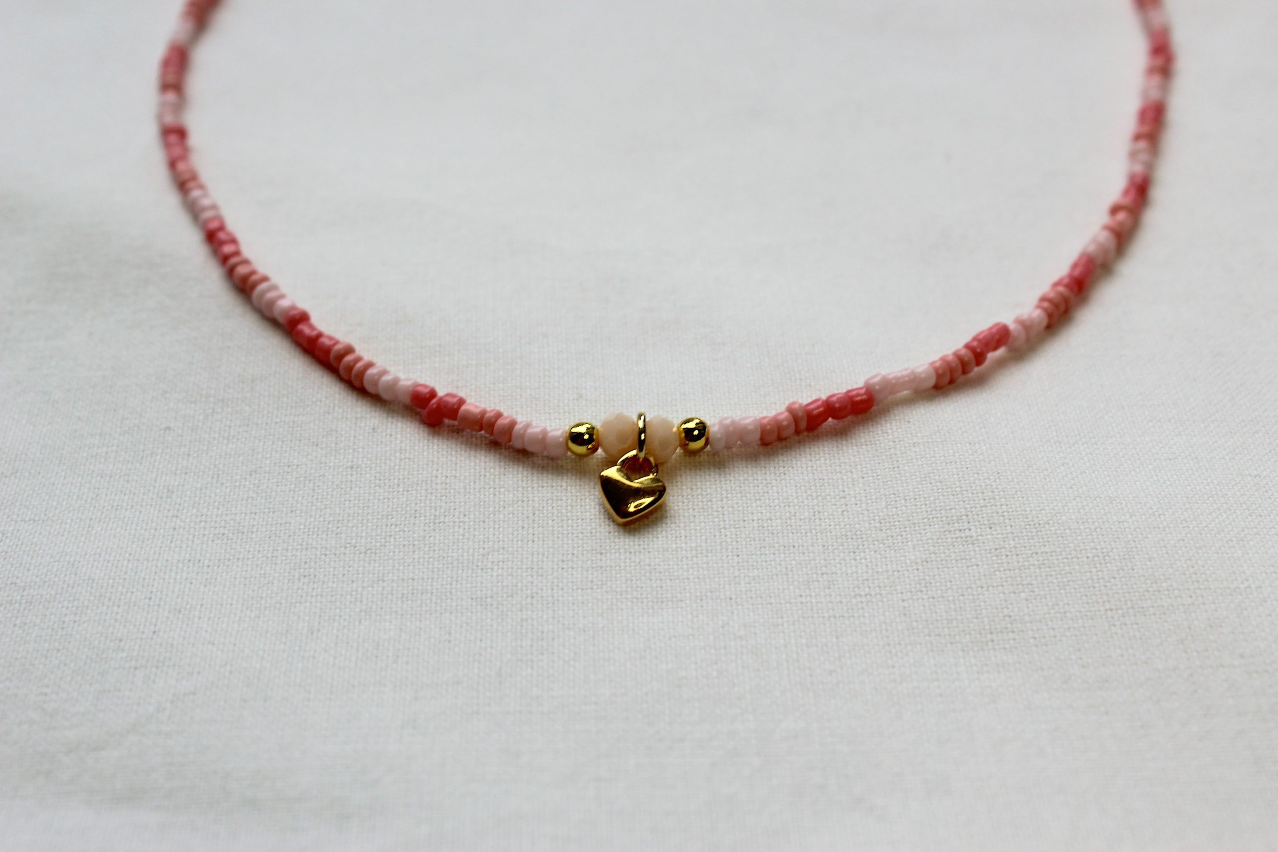 roze hartjes ketting